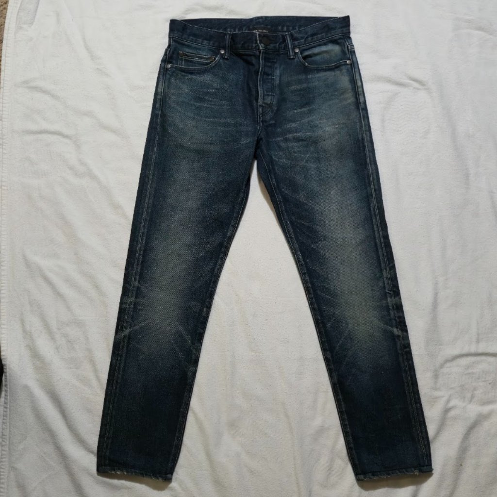 John Elliott "The Cast 2" Japanese Denim Size 28, Distressed, Stretch, Indigo